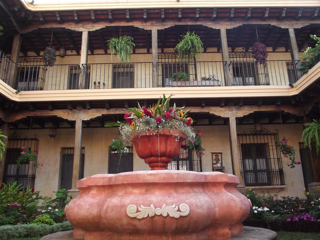 Hotel La Casona De Antigua ภายนอก รูปภาพ