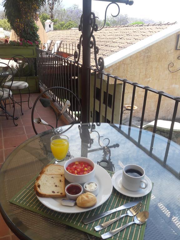 Hotel La Casona De Antigua ภายนอก รูปภาพ
